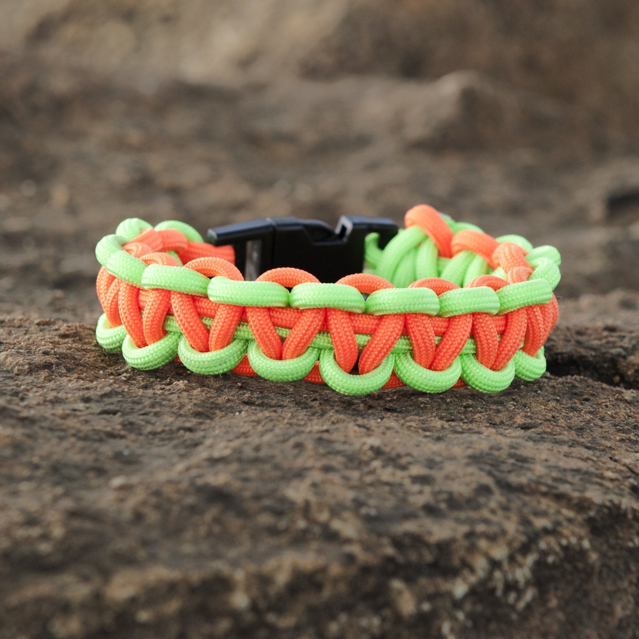 Titan Paracord Survival Bracelet | Made with Patented SurvivorCord (550 Paracord, Fishing Line, Snare Wire, and Waxed Jute for Fires)